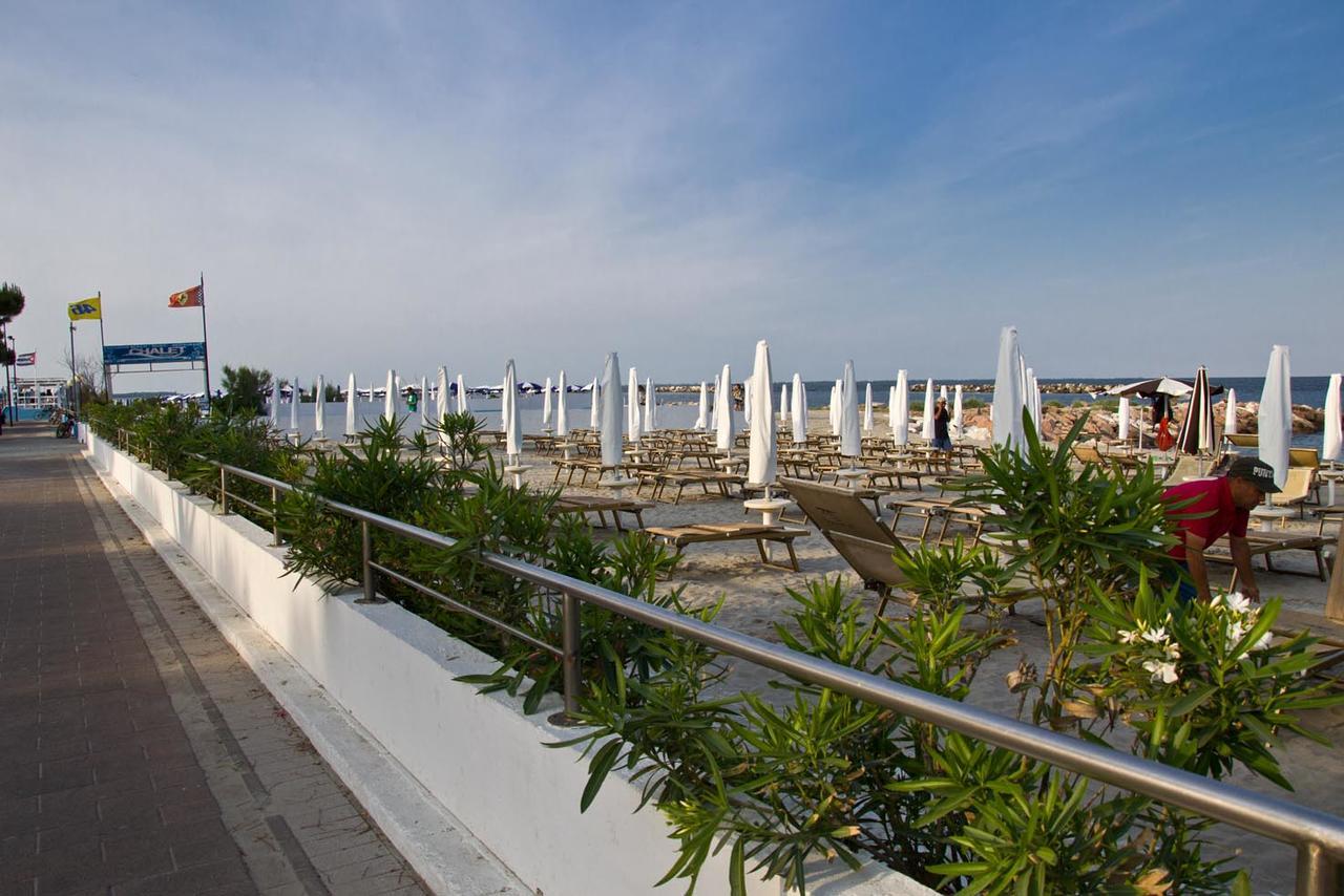 Appartamento Con Terrazza Лидо-делле-Национи Экстерьер фото